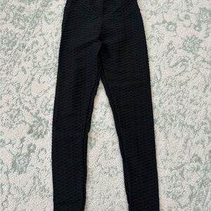 Viral Black Textured Leggings